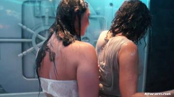Hotties Workin' That Wetlook! Screencap 75 on www.sinx.com