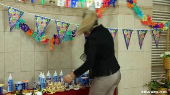 This Bitch Will Mess Your Party Up Screencap 11 on www.sinx.com