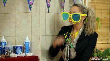 This Bitch Will Mess Your Party Up Screencap 14 on www.sinx.com