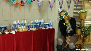 This Bitch Will Mess Your Party Up Screencap 16 on www.sinx.com