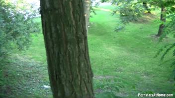 Barbie Blow Me Screencap 42 on www.sinx.com