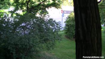 Barbie Blow Me Screencap 49 on www.sinx.com