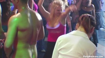 Party Hardcore Vol. 86 Part 4 - Cam 2 Screencap 72 on www.sinx.com