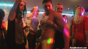 Party Hardcore Gone Crazy Vol. 11 Part 6 - Cam 2 Screencap 98 on www.sinx.com