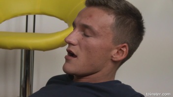 Keeping It Porfessional With Piss Screencap 34 on www.sinx.com