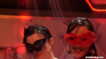 Valentine's Day Vaginas Part 1 - Shower Cam Screencap 62 on www.sinx.com