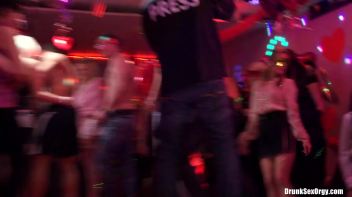 Valentine's Day Vaginas Part 1 - Shower Cam Screencap 11 on www.sinx.com