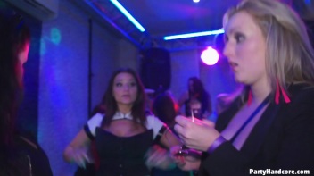 Party Hardcore Gone Crazy Vol. 6 Part 6 - Cam 4 Screencap 11 on www.sinx.com