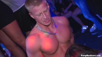 Party Hardcore Gone Crazy Vol. 6 Part 6 - Cam 4 Screencap 52 on www.sinx.com