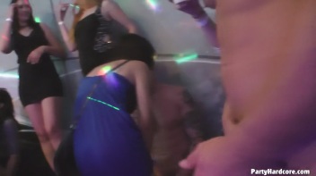 Party Hardcore Gone Crazy Vol. 30 Part 3 - Cam 3 Screencap 91 on www.sinx.com