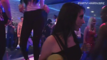 Party Hardcore Gone Crazy Vol. 15 Part 6 - Cam 4 Screencap 78 on www.sinx.com