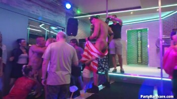 Party Hardcore Gone Crazy Vol. 29 Part 3 - Cam 4 Screencap 47 on www.sinx.com