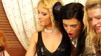 The Slimy Destruction of Mona Lee Screencap 121 on www.sinx.com