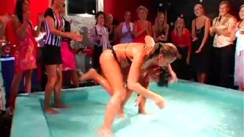 A Battle To The Messy Finish Screencap 39 on www.sinx.com