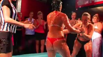 A Battle To The Messy Finish Screencap 43 on www.sinx.com