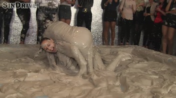 Muddy Wrestling: Jenna Lovely vs Lilith Virago & Gabriella vs. Sheila Screencap 101 on www.sinx.com