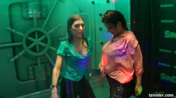 Alter Ego Orgy Part 5 - Cam 3 Screencap 118 on www.sinx.com