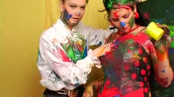 Painting Lesson Turns Messy Screencap 38 on www.sinx.com