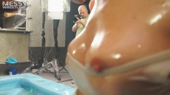 Messy Wrestling: Oiled Up Babes Go Tit For Tat In The Pit! Screencap 60 on www.sinx.com