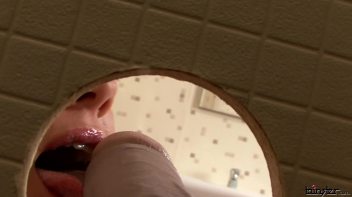 Regina Rides The Slime Wave Screencap 5 on www.sinx.com