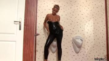 Regina Rides The Slime Wave Screencap 52 on www.sinx.com