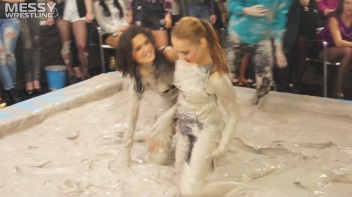 Messy Wrestling: Fashion Freaks Throw Down In The Mud - Watch Them Roar! Screencap 16 on www.sinx.com