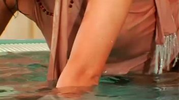 Sapphic Splash Screencap 80 on www.sinx.com