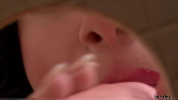 Creamy Carina Screencap 24 on www.sinx.com