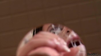 Creamy Carina Screencap 60 on www.sinx.com