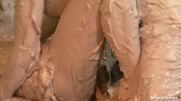 Redhead No More As Mud Consumes All! Screencap 100 on www.sinx.com