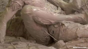 Redhead No More As Mud Consumes All! Screencap 101 on www.sinx.com