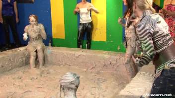 Redhead No More As Mud Consumes All! Screencap 41 on www.sinx.com