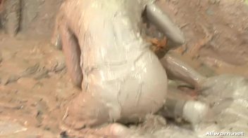 Redhead No More As Mud Consumes All! Screencap 47 on www.sinx.com