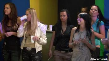 Redhead No More As Mud Consumes All! Screencap 8 on www.sinx.com