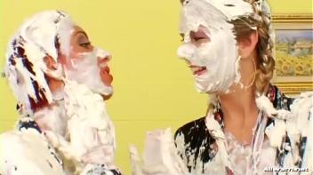 Messy Icing Encounter Screencap 93 on www.sinx.com