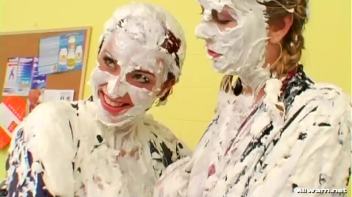 Messy Icing Encounter Screencap 95 on www.sinx.com
