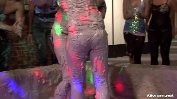 Slippin' and Slidin' Mud Satisfaction Screencap 27 on www.sinx.com