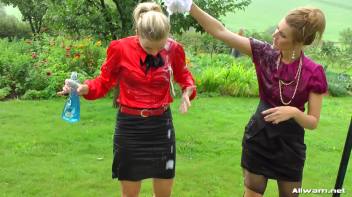 Sudsy Wetlook Washing Screencap 43 on www.sinx.com