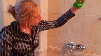 She Loves To Get Messy Any Way She Can Screencap 9 on www.sinx.com