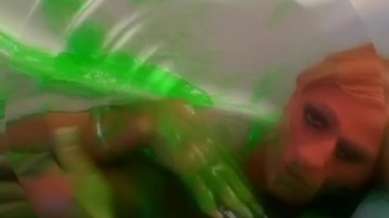 She Loves To Get Messy Any Way She Can Screencap 107 on www.sinx.com