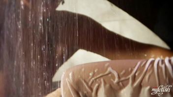 Wetlook Lesbians Eat It Up Screencap 72 on www.sinx.com