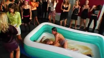 Doesn't Even Matter Who Started The Fight Screencap 43 on www.sinx.com