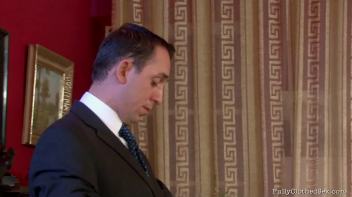 The Girlfriend Conspiracy Screencap 4 on www.sinx.com