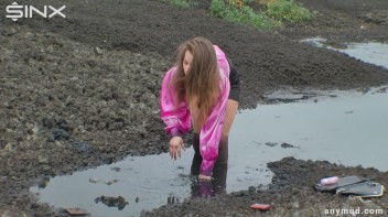 Spoilt Brat Loses It And Falls Into Muddy Puddle - Cam 2 Screencap 15 on www.sinx.com