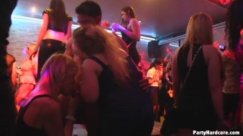 Party Hardcore Gone Crazy Vol. 9 Part 6 - Cam 1 Screencap 33 on www.sinx.com