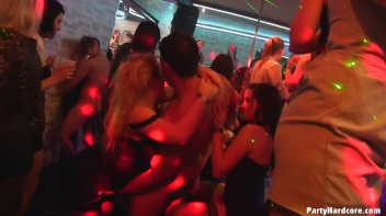 Party Hardcore Gone Crazy Vol. 9 Part 6 - Cam 1 Screencap 41 on www.sinx.com