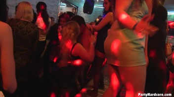 Party Hardcore Gone Crazy Vol. 9 Part 6 - Cam 1 Screencap 44 on www.sinx.com