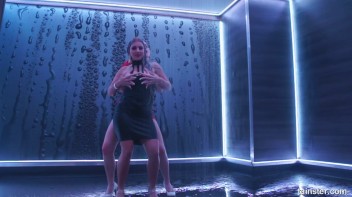 Show Us Wet You're Working With! Screencap 17 on www.sinx.com