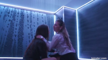 Show Us Wet You're Working With! Screencap 24 on www.sinx.com