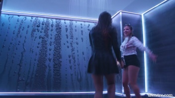 Show Us Wet You're Working With! Screencap 31 on www.sinx.com